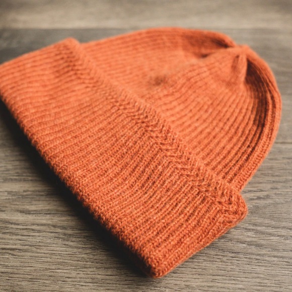 Docker / Fisherman Ribbed Beanies - Picture 7 of 9